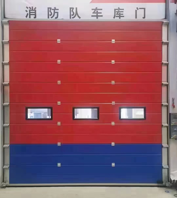 策勒车库门