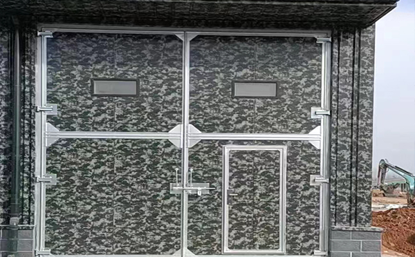 策勒工业平开门