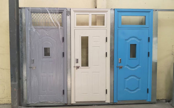 策勒学校教室门